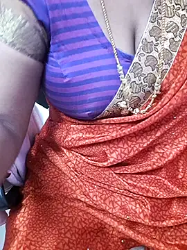 Snapshot of Tamil_Ammani chatting on November 9, 2025, 4:16 am Tamil Ammani online show from November 9, 2025, 4:16 am