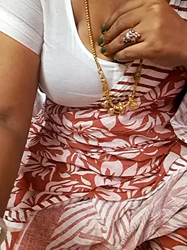 Snapshot of Tamil_Ammani chatting on November 1, 2025, 12:06 am Tamil Ammani online show from November 1, 2025, 12:06 am