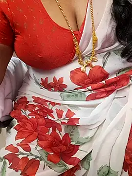 Snapshot of Tamil_Ammani chatting on October 10, 2025, 4:57 am Tamil Ammani online show from October 10, 2025, 4:57 am