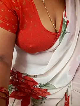 Snapshot of Tamil_Ammani chatting on October 13, 2025, 12:51 pm Tamil Ammani online show from October 13, 2025, 12:51 pm