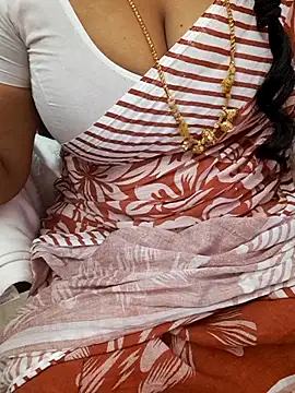 Snapshot of Tamil_Ammani chatting on November 1, 2025, 4:12 pm Tamil Ammani online show from November 1, 2025, 4:12 pm