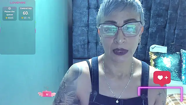 Charlotte  Gray online show from December 22, 2025, 7:36 pm