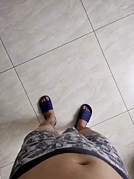 chougegg0214 online show from April 9, 2026, 1:39 pm