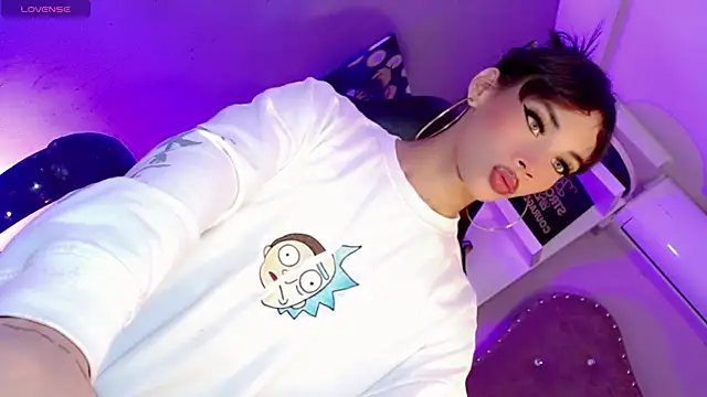 Snapshot of Daphnne_XXX chatting on October 5, 2025, 9:16 pm Daphnne XXX online show from October 5, 2025, 9:16 pm