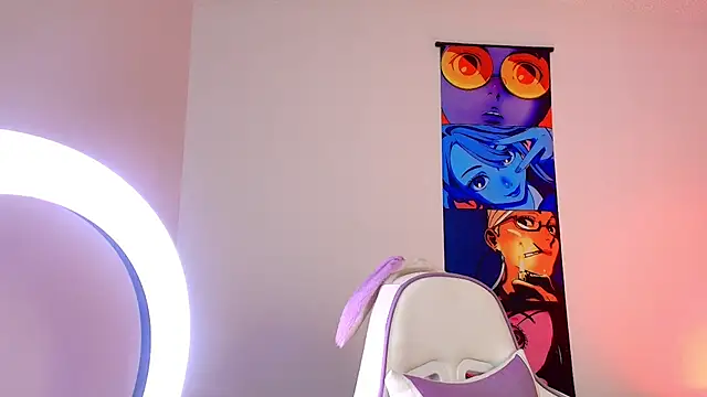 Bennuluspeach  online show from March 26, 2026, 12:03 pm