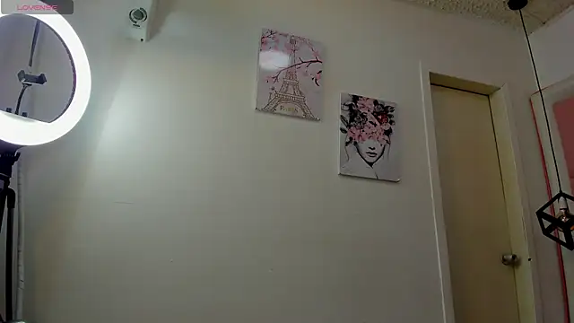 Klaret Toy online show from December 22, 2025, 8:53 pm