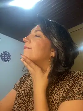 XxAntonellaxxx online show from February 9, 2026, 11:47 pm