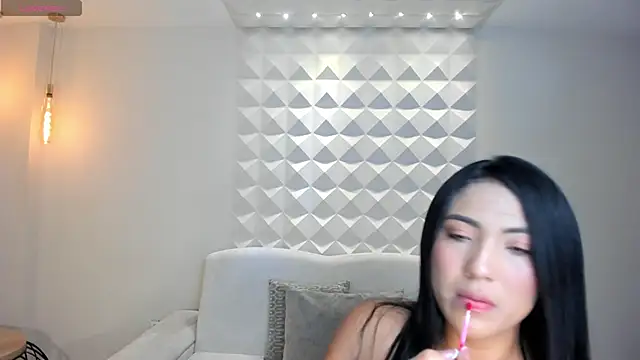 Snapshot of NatalieLewis chatting on January 15, 2026, 12:08 pm NatalieLewis online show from January 15, 2026, 12:08 pm