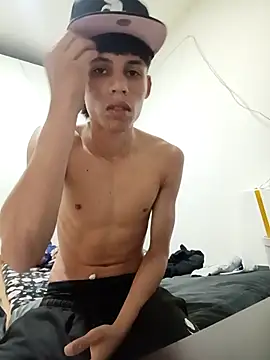 mazo18 online show from February 1, 2026, 7:28 am