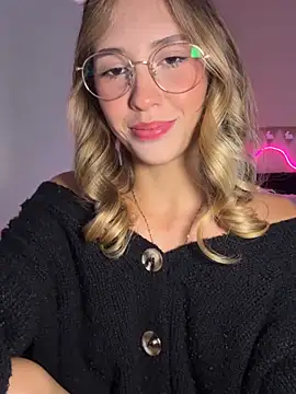 fanyabbey online show from April 5, 2026, 3:13 am