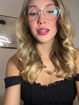 fanyabbey online show from April 26, 2026, 3:04 am