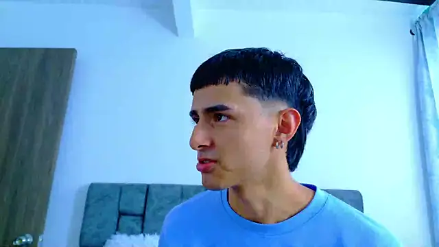 Snapshot of Anthony_carter chatting on October 5, 2025, 2:41 pm Anthony carter online show from October 5, 2025, 2:41 pm