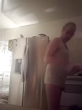 Curious9884 online show from April 12, 2026, 1:31 am