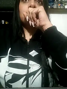 Snapshot of AliciaSexy-- chatting on October 1, 2025, 1:44 am AliciaSexy-- online show from October 1, 2025, 1:44 am