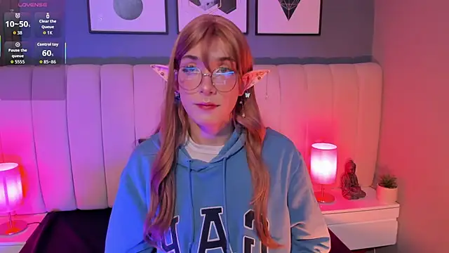 Snapshot of DaimondPink chatting on October 16, 2025, 3:37 am DaimondPink online show from October 16, 2025, 3:37 am