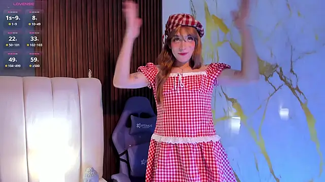 Snapshot of DaimondPink chatting on October 2, 2025, 3:10 am DaimondPink online show from October 2, 2025, 3:10 am