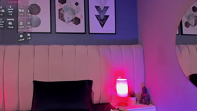 Snapshot of DaimondPink chatting on November 12, 2025, 11:58 am DaimondPink online show from November 12, 2025, 11:58 am