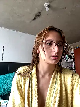 Snapshot of imariahot chatting on October 8, 2025, 3:24 pm imariahot online show from October 8, 2025, 3:24 pm