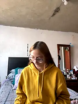 Snapshot of imariahot chatting on October 22, 2025, 2:05 pm imariahot online show from October 22, 2025, 2:05 pm