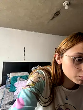 Snapshot of imariahot chatting on October 7, 2025, 2:40 pm imariahot online show from October 7, 2025, 2:40 pm