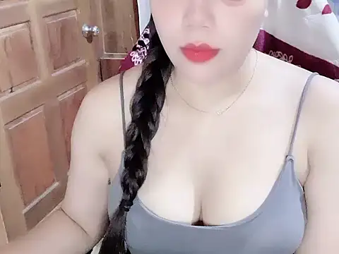 Snapshot of Subita_nice chatting on May 7, 2026, 1:43 am Subita nice online show from May 7, 2026, 1:43 am