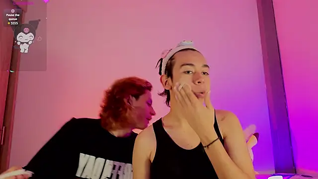 Snapshot of Darcy_and_Stolas chatting on October 6, 2025, 3:40 am Darcy and Stolas online show from October 6, 2025, 3:40 am