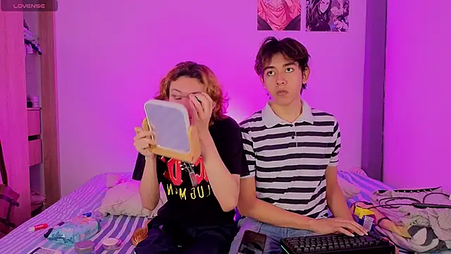 Snapshot of Darcy_and_Stolas chatting on October 29, 2025, 9:36 pm Darcy and Stolas online show from October 29, 2025, 9:36 pm