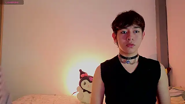 Snapshot of Darcy_and_Stolas chatting on October 5, 2025, 3:08 am Darcy and Stolas online show from October 5, 2025, 3:08 am