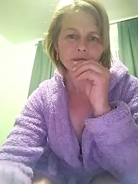 Snapshot of Masha412111 chatting on May 10, 2026, 9:05 pm Masha412111 online show from May 10, 2026, 9:05 pm