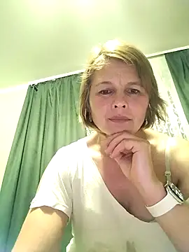 Snapshot of Masha412111 chatting on March 28, 2026, 9:49 pm Masha412111 online show from March 28, 2026, 9:49 pm