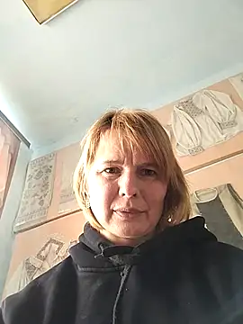 Snapshot of Masha412111 chatting on April 20, 2026, 9:01 am Masha412111 online show from April 20, 2026, 9:01 am