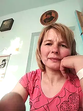 Snapshot of Masha412111 chatting on May 4, 2026, 4:21 pm Masha412111 online show from May 4, 2026, 4:21 pm