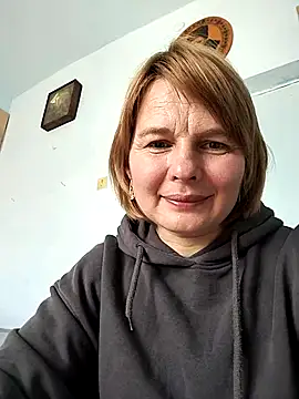 Snapshot of Masha412111 chatting on March 25, 2026, 8:35 am Masha412111 online show from March 25, 2026, 8:35 am