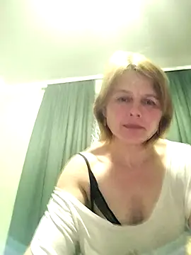 Snapshot of Masha412111 chatting on April 29, 2026, 9:32 pm Masha412111 online show from April 29, 2026, 9:32 pm