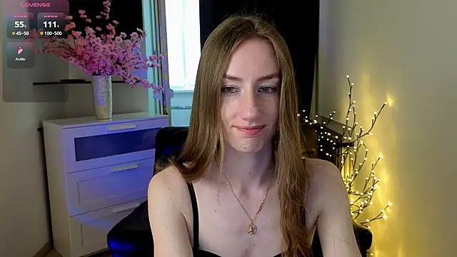 GoldenRose  online show from April 16, 2026, 12:39 pm