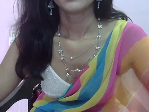 Snapshot of Laila_Cute chatting on June 21, 2026, 4:51 am Laila Cute online show from June 21, 2026, 4:51 am