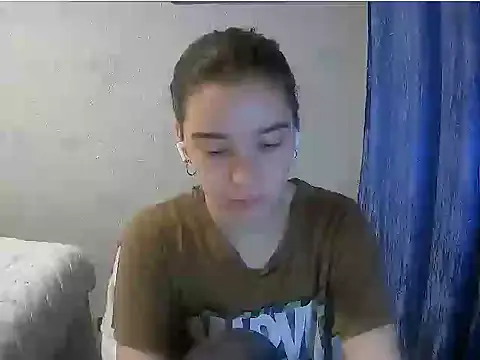 Snapshot of Ali_Kisa chatting on October 19, 2025, 3:59 pm Ali Kisa online show from October 19, 2025, 3:59 pm