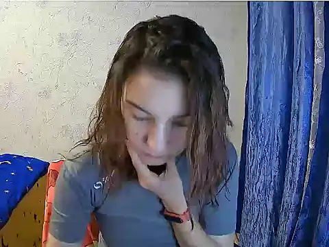 Snapshot of Ali_Kisa chatting on October 27, 2025, 9:05 pm Ali Kisa online show from October 27, 2025, 9:05 pm