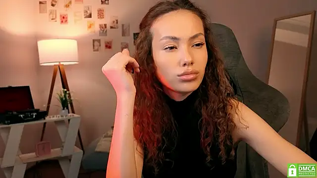 Snapshot of branchwithflowerss chatting on October 20, 2025, 11:44 am branchwithflowerss online show from October 20, 2025, 11:44 am