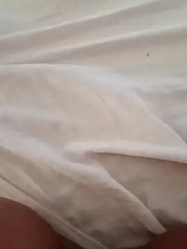 Saradasexy online show from April 8, 2026, 5:25 pm