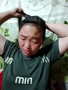 Minkine022 online show from April 8, 2026, 1:01 pm