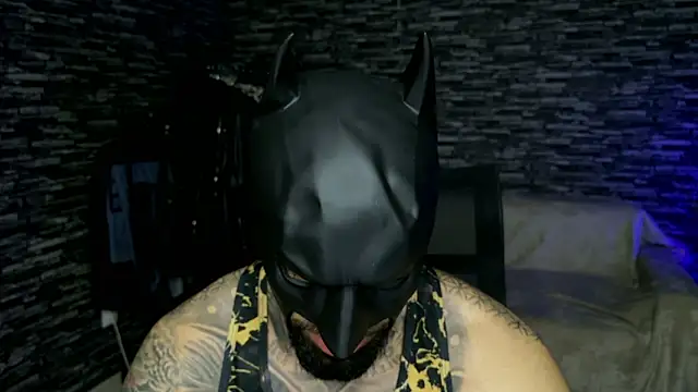 MasculineGuy99 online show from May 8, 2026, 7:39 pm