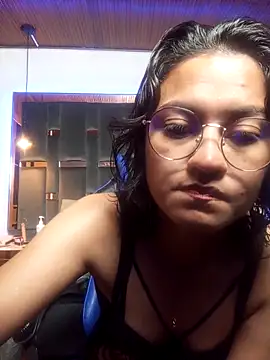 Sashapornxxx online show from October 3, 2025, 10:50 am