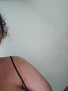Snapshot of Miss-Queen chatting on July 4, 2026, 5:17 pm Miss-Queen online show from July 4, 2026, 5:17 pm