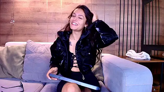 Matti sofia  online show from February 19, 2026, 11:18 am