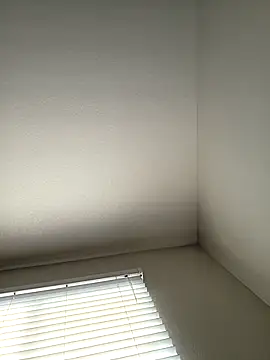 Snapshot of Adri-x chatting on October 25, 2025, 7:47 pm Adri-x online show from October 25, 2025, 7:47 pm