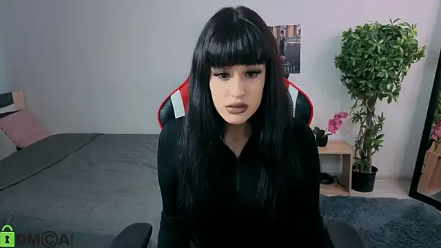 Erika peach online show from October 2, 2025, 2:42 pm