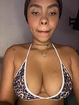 Itanydiorr online show from April 18, 2026, 6:32 pm