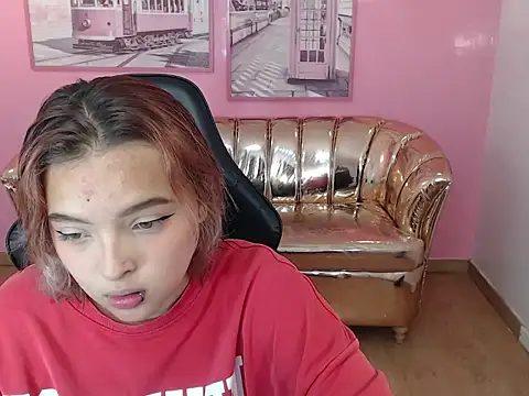 mia foster t online show from October 16, 2025, 12:57 pm