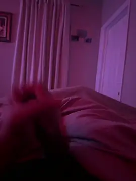 Snapshot of familia0210 chatting on October 17, 2025, 4:09 pm familia0210 online show from October 17, 2025, 4:09 pm